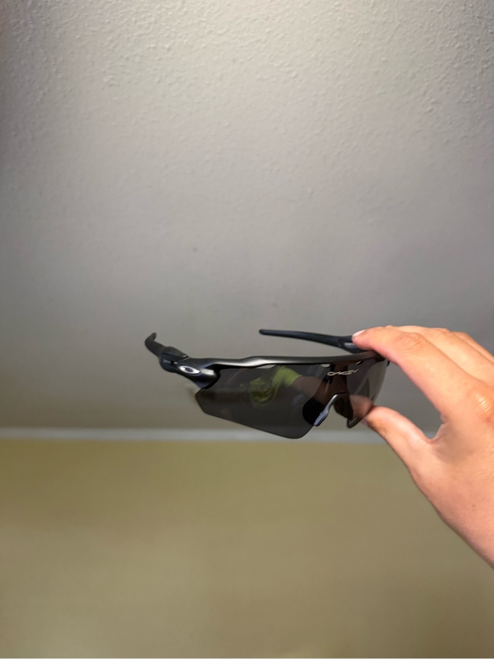 Oaks o sunglasses Sunglasses - Black Frame with Dark Smoke Lenses
